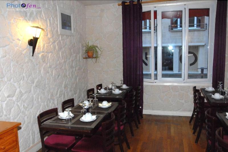 Hotel Les Arcades Rouen Ngoại thất bức ảnh