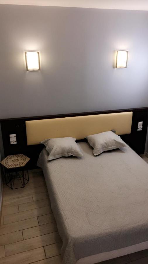 Hotel Les Arcades Rouen Ngoại thất bức ảnh